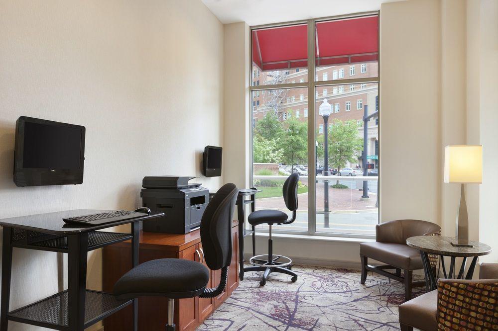 Residence Inn Alexandria Old Town South At Carlyle מראה חיצוני תמונה