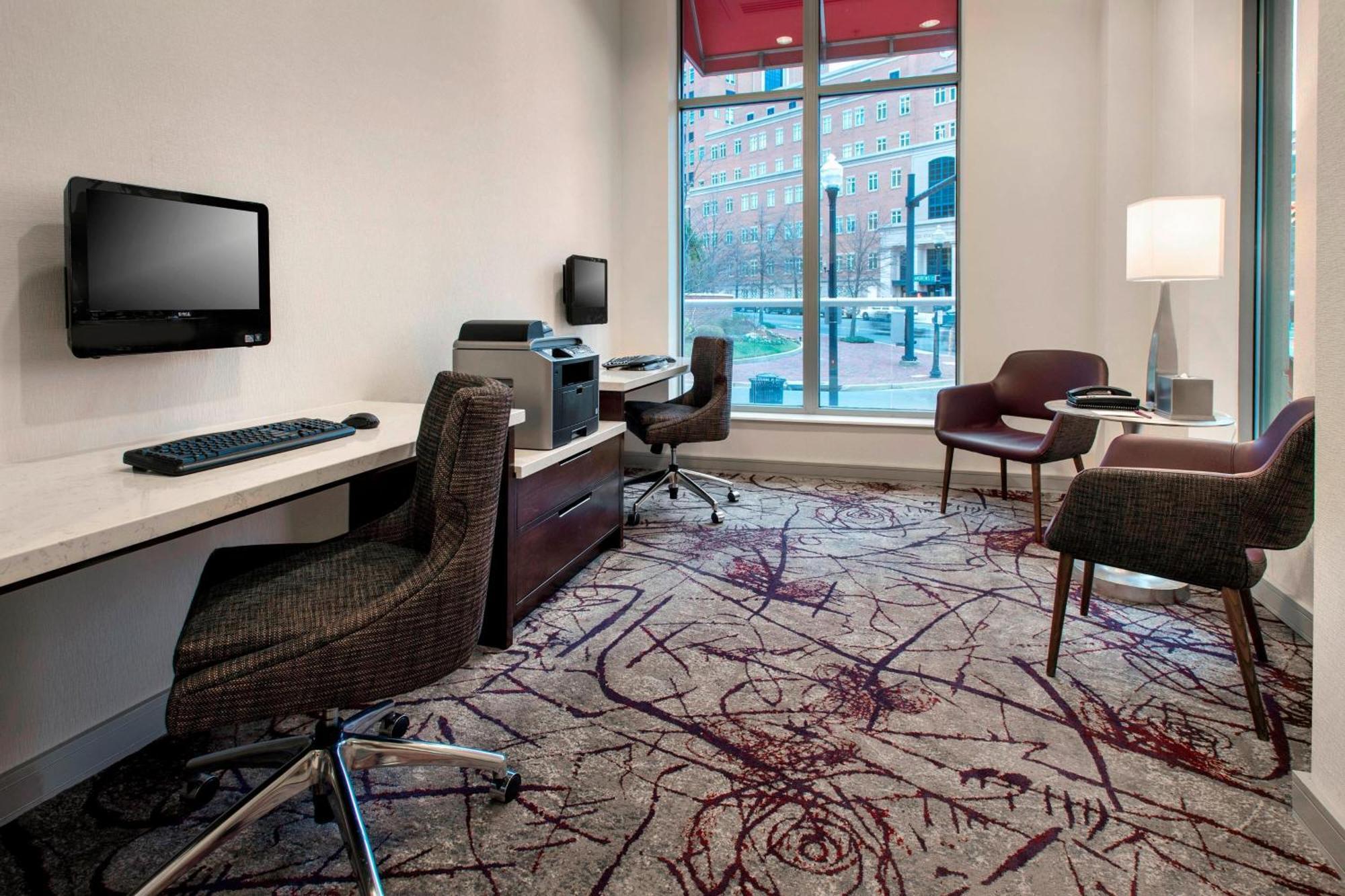 Residence Inn Alexandria Old Town South At Carlyle מראה חיצוני תמונה