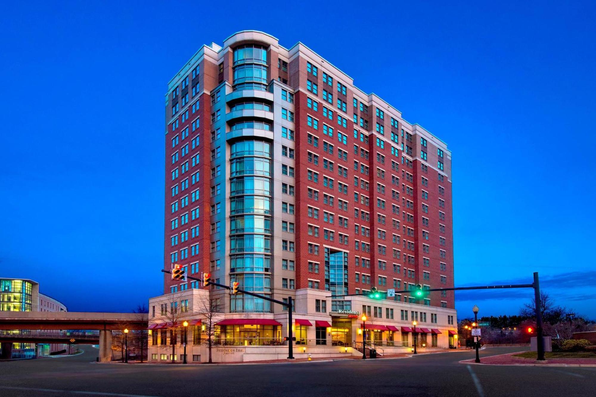 Residence Inn Alexandria Old Town South At Carlyle מראה חיצוני תמונה